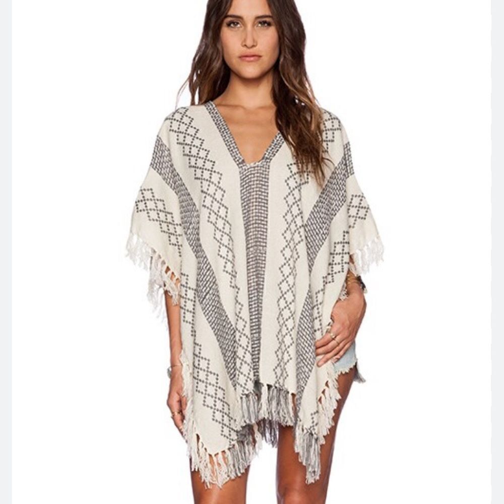 Free People Boho Fringe Trim Poncho Women’s One Size Neutral Woven Hippie‎